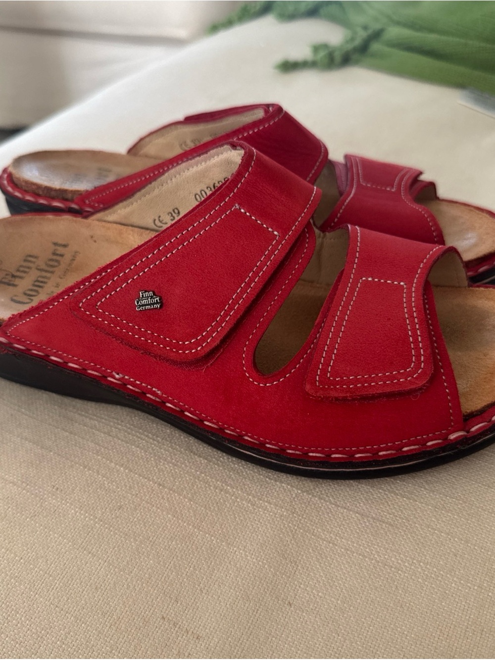 Finn Comfort Women’s EU 39 Red Leather Comfort Sandals D Width Germany 8.5 US - Picture 3 of 9